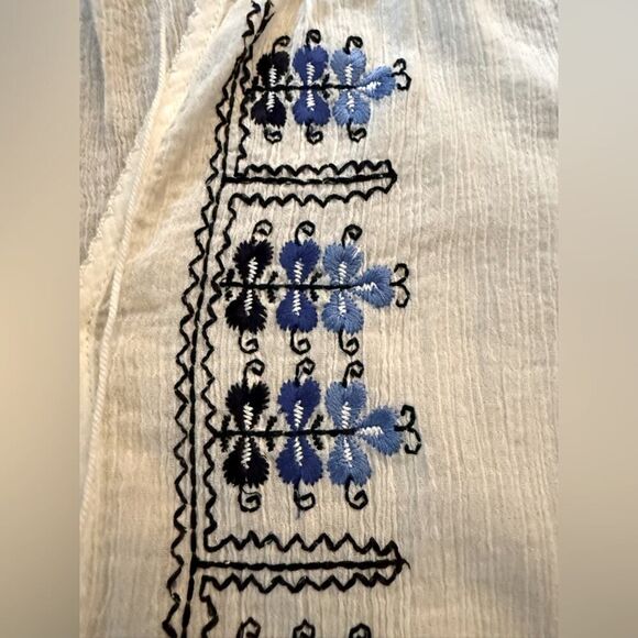 Joie white guazy tunic cover up with blue embroidery detail NWOT XS - Picture 5 of 13